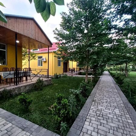 Es Hotel Kolifey Oghuz Esterno foto