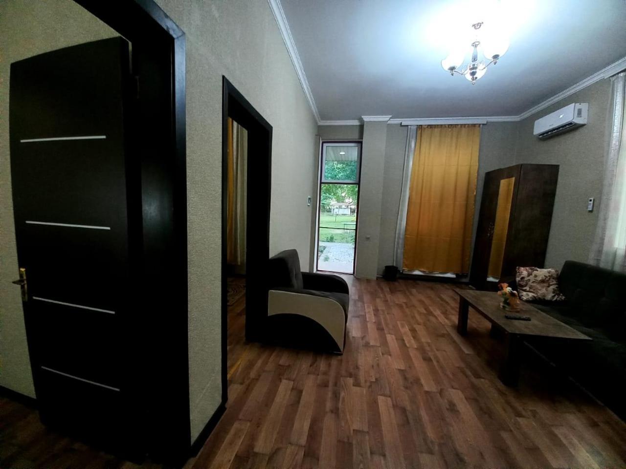 Es Hotel Kolifey Oghuz Esterno foto