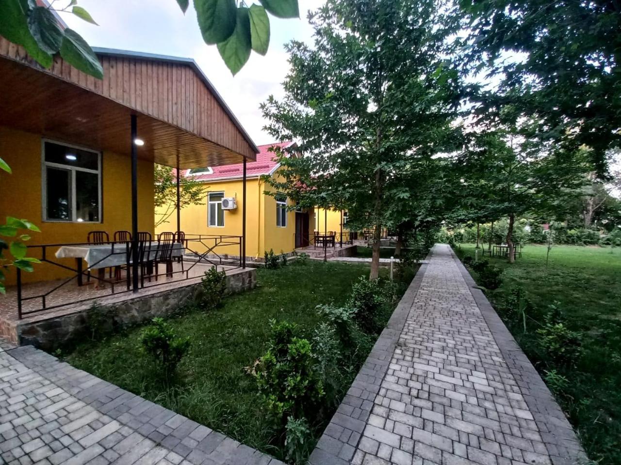 Es Hotel Kolifey Oghuz Esterno foto