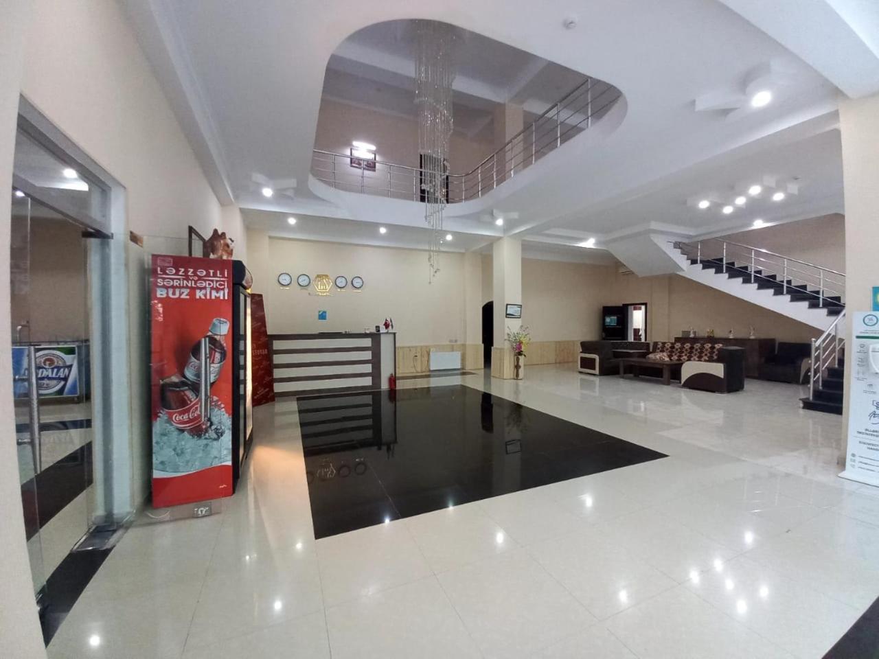 Es Hotel Kolifey Oghuz Esterno foto